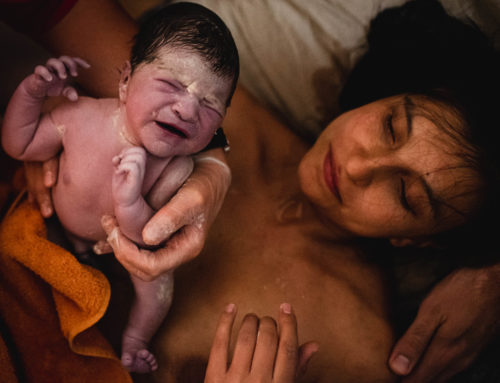Meine erste Geburtsbegleitung (oder: warum ich plötzlich dachte, meine Kamera sei kaputt) – Geburtsfotografin Schweiz